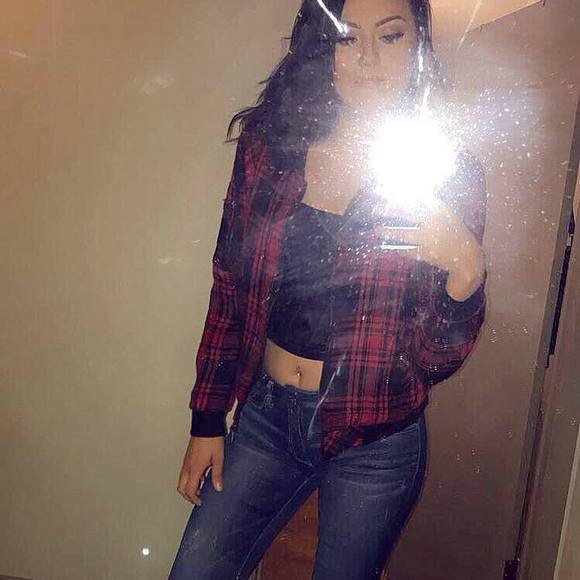 Meet your Posher, Shylene - Picture 1 of 1